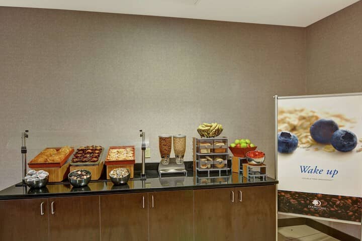 Breakfast/Coffee Service 21 of 30